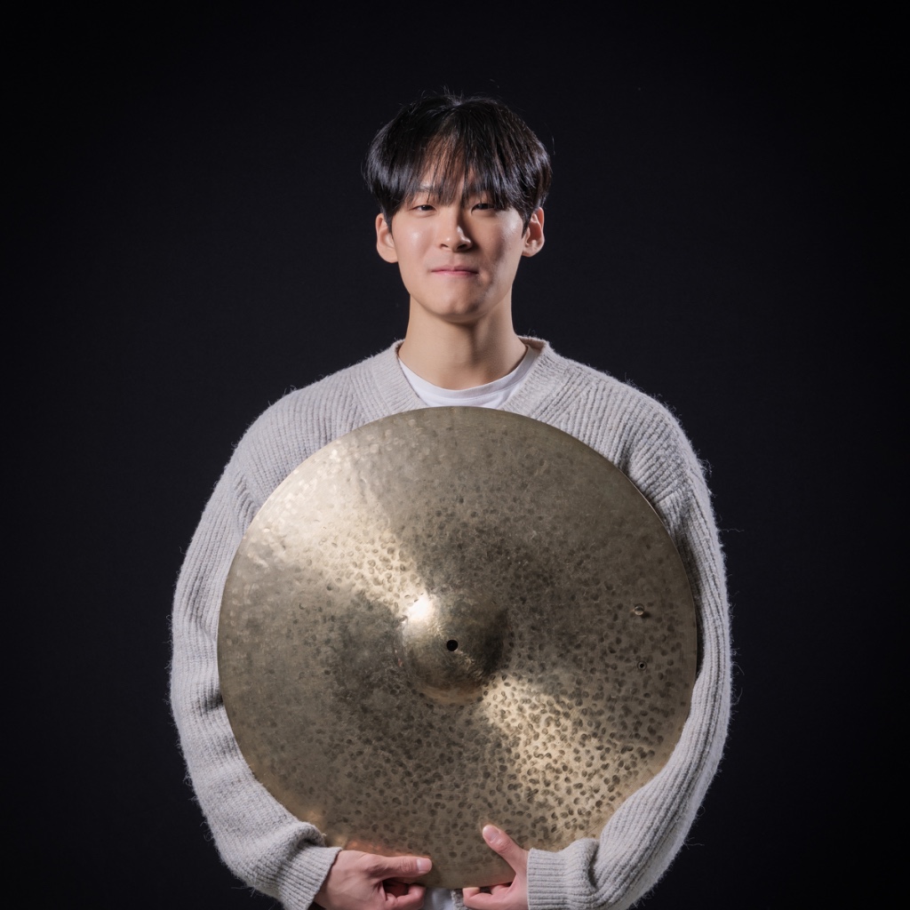 김예일